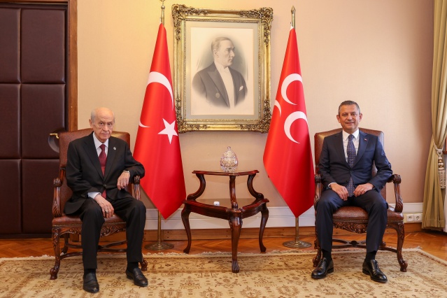 CHP GENEL BAŞKANI ÖZGÜR ÖZEL, MHP GENEL BAŞKANI BAHÇELİ İLE GÖRÜŞTÜ 5