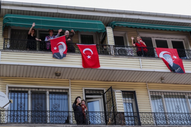 CHP GENEL BAŞKANI ÖZGÜR ÖZEL, BÜYÜK GENÇLİK YÜRÜYÜŞÜNE KATILDI 2