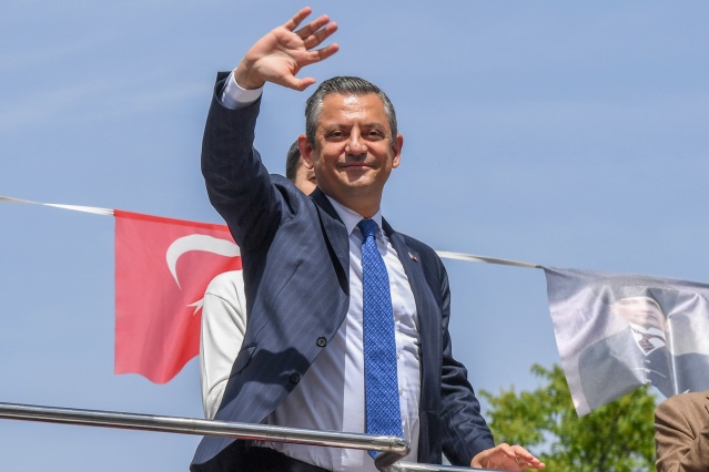 CHP GENEL BAŞKANI ÖZGÜR ÖZEL, BÜYÜK GENÇLİK YÜRÜYÜŞÜNE KATILDI 19