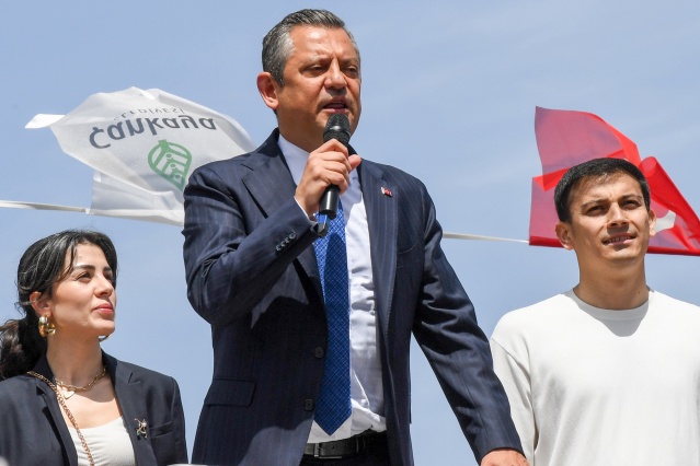 CHP GENEL BAŞKANI ÖZGÜR ÖZEL, BÜYÜK GENÇLİK YÜRÜYÜŞÜNE KATILDI 20