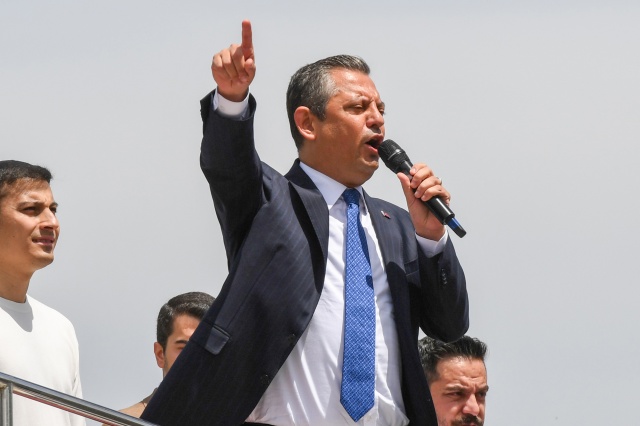 CHP GENEL BAŞKANI ÖZGÜR ÖZEL, BÜYÜK GENÇLİK YÜRÜYÜŞÜNE KATILDI 27