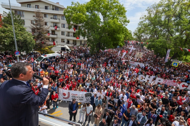 CHP GENEL BAŞKANI ÖZGÜR ÖZEL, BÜYÜK GENÇLİK YÜRÜYÜŞÜNE KATILDI 23