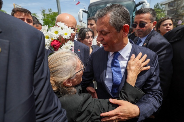 CHP GENEL BAŞKANI ÖZGÜR ÖZEL, BÜYÜK GENÇLİK YÜRÜYÜŞÜNE KATILDI 31