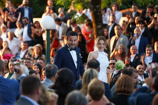 Rıza Akpolat, Yeşim Yankılıç ile evlendi 7