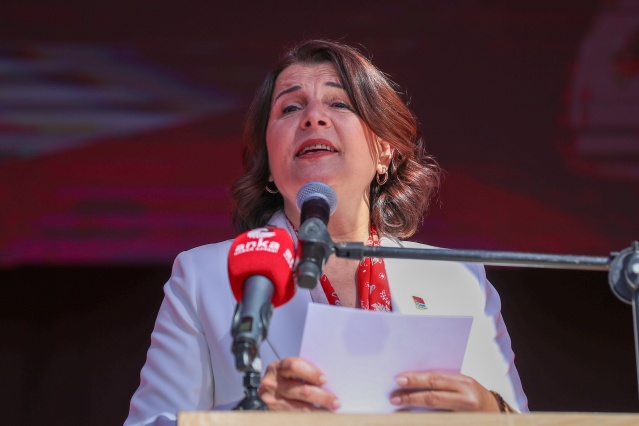 Cumhuriyet Halk Partisi Genel Başkanı Özgür Özel, İzmir Foça'da 1