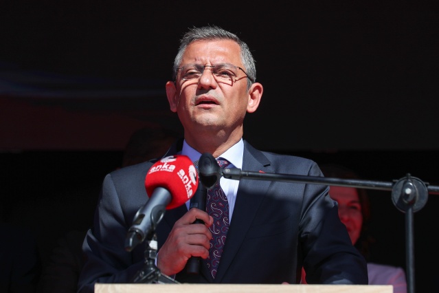 Cumhuriyet Halk Partisi Genel Başkanı Özgür Özel, İzmir Foça'da 7