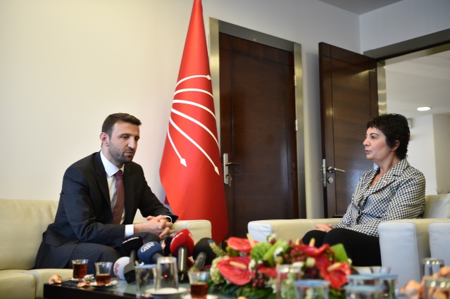 CHP'DE BAYRAMLAŞMA 5