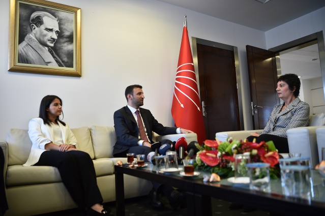 CHP'DE BAYRAMLAŞMA 8