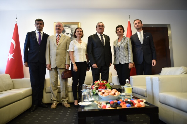 CHP'DE BAYRAMLAŞMA 3