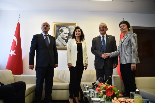 CHP'DE BAYRAMLAŞMA 6