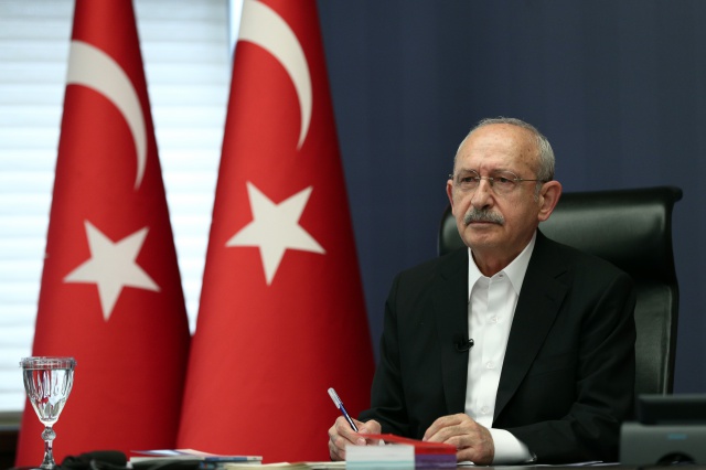 CHP GENEL BAŞKANI KEMAL KILIÇDAROĞLU, ŞEHİT AİLELERİ VE GAZİLER İLE GÖRÜŞTÜ 1