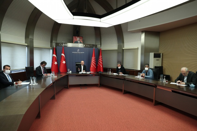 CHP GENEL BAŞKANI KEMAL KILIÇDAROĞLU, ŞEHİT AİLELERİ VE GAZİLER İLE GÖRÜŞTÜ 2