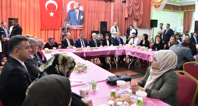 Kılıçdaroğlu Elmadağ'da İftara Katıldı 7