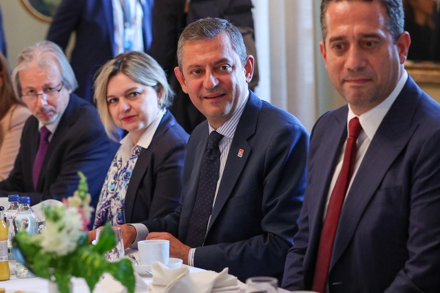 CHP lideri Özgür Özel Almanya Cumhurbaşkanı ile görüştü 2