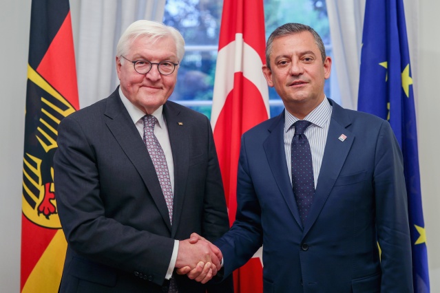 CHP lideri Özgür Özel Almanya Cumhurbaşkanı ile görüştü 4