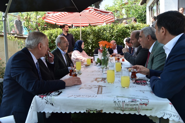 KILIÇDAROĞLU MANAV TÜRKLERİ İLE BULUŞTU 9