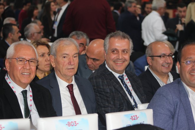 CHP KURULTAYINDAN KARELER 294
