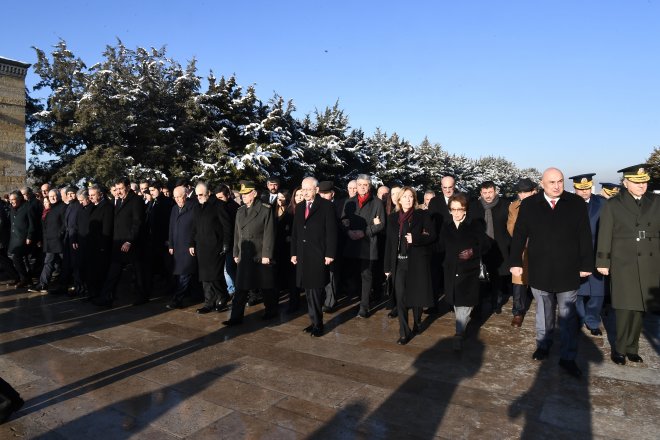 İSMET İNONU'NUN VEFATININ 44. YILINDA KABRİ BAŞINDA ANILDI 1