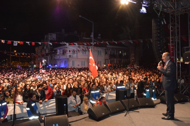 MÜTAREKE KUTLAMALARINA HALUK LEVENT İLE COŞKULU FİNAL 5