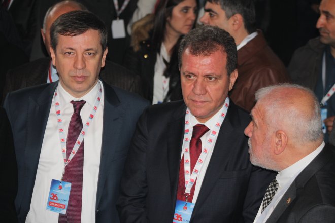 CHP KURULTAYINDAN KARELER 394