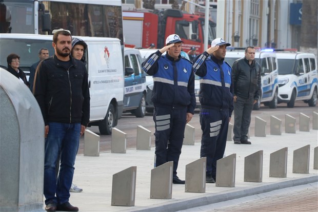 10 Kasım'da hayat böyle durdu 16