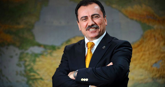 Fotoğraftaki çok ünlü siyasetçiyi tanıdınız mı? 8