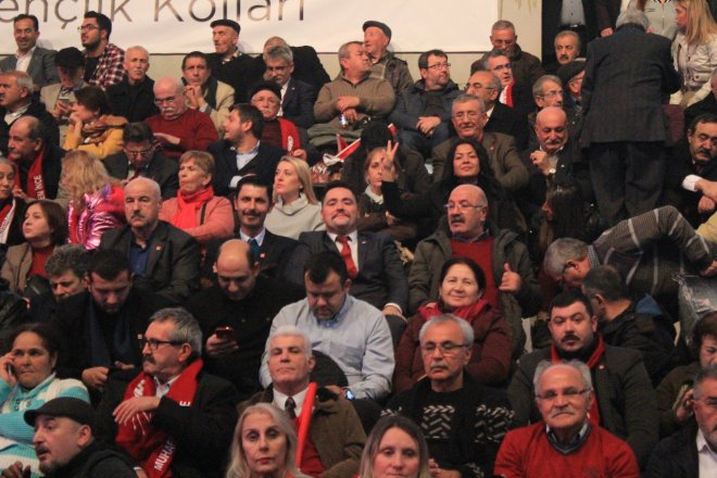 CHP KURULTAYINDAN KARELER 376