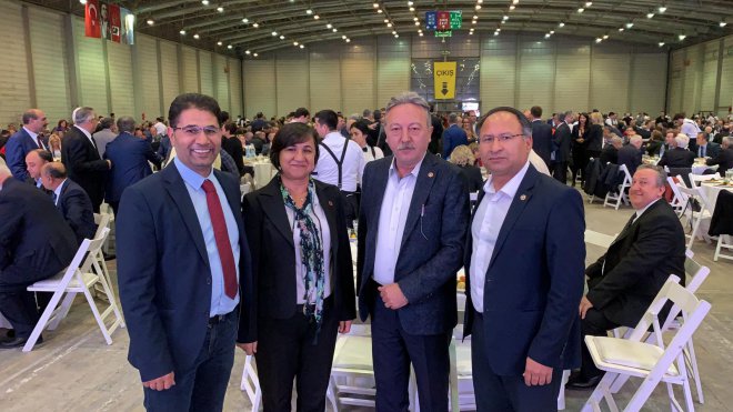 CHP İZMİR BİRLİK BERABERLİK VE DAYANIŞMA YEMEĞİNDE BİR ARAYA GELDİ 21
