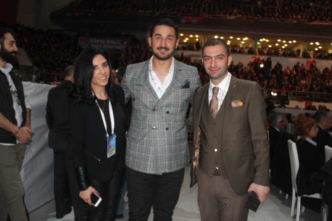CHP KURULTAYINDAN KARELER 331
