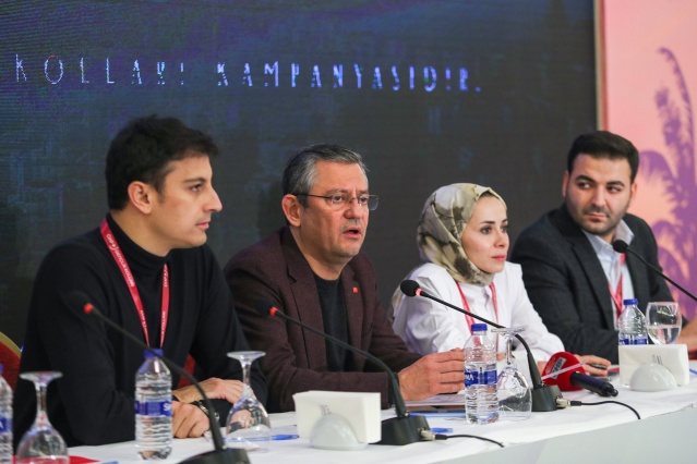 Cumhuriyet Halk Partisi Genel Başkanı Özgür Özel, Manisa’da düzenlenen CHP Gençlik Kolları İl Başkanları Toplantısında konuştu. 5