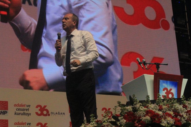 CHP KURULTAYINDAN KARELER 182