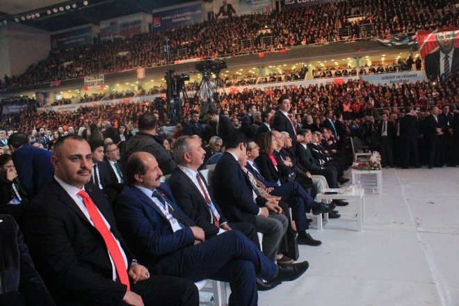 CHP KURULTAYINDAN KARELER 224