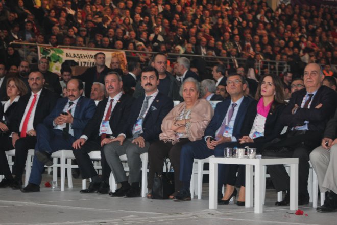 CHP KURULTAYINDAN KARELER 248