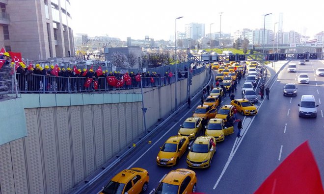Taksicilerin Uber eylemine CHP'den destek 4