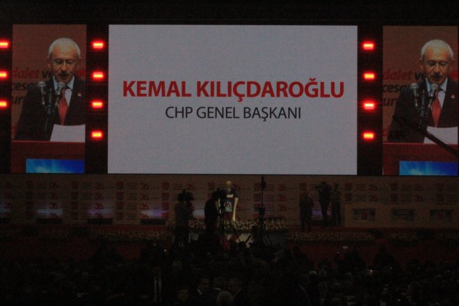 CHP KURULTAYINDAN KARELER 449
