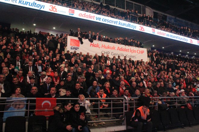 CHP KURULTAYINDAN KARELER 377